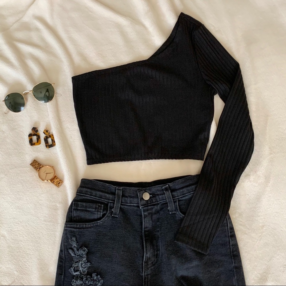 3/$15 🖤 Ribbed One Sleeve Crop Top | Black